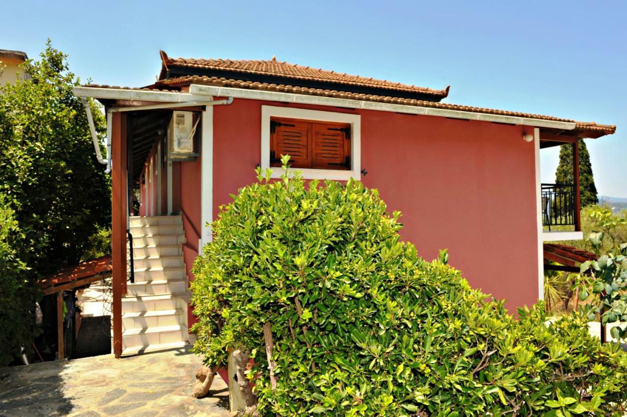 Studios Dimitris Giatras Zakynthos Town Exterior photo
